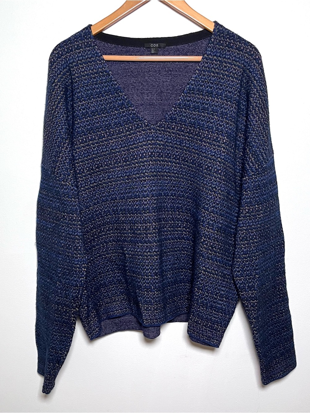 Cos Oversized V-Neck Sweater Size Medium Blue Knit Stripe Wool Blend